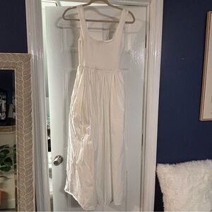 🤍WAYF🤍 White Smocked Dress